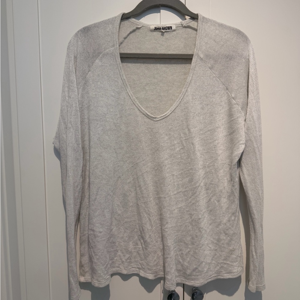 Josh Brown For Keeps VNeck One Size - Picture 2 of 4